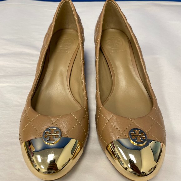 Tory Burch Shoes - Tory Burch Quilted Kaitlin Patent Leather Pumps - Size 6M